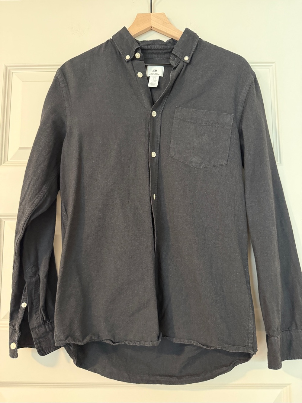 H&M Men's Button-Down Long Sleeve Shirt